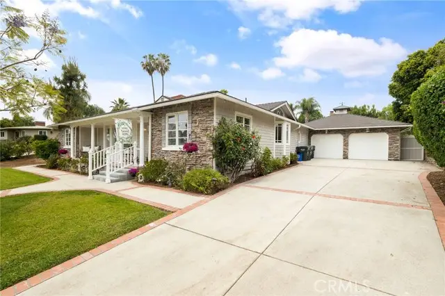 15155 El Soneto, Whittier, CA 90605 - #3