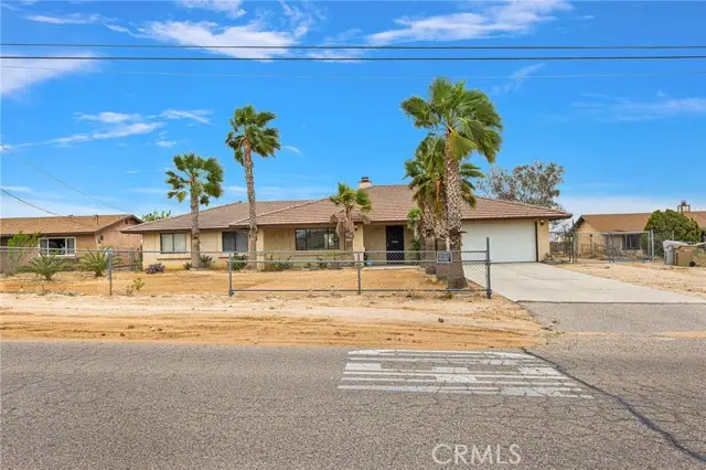 15742 Sycamore, Hesperia, CA 92345 - #3