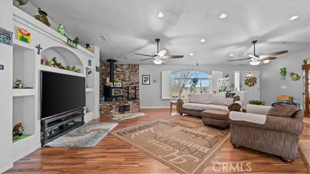 9475 Central, Apple Valley, CA 92308 - #3