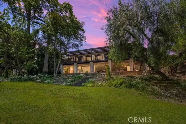 115 Sierra Vista Drive, Redlands, CA 92373