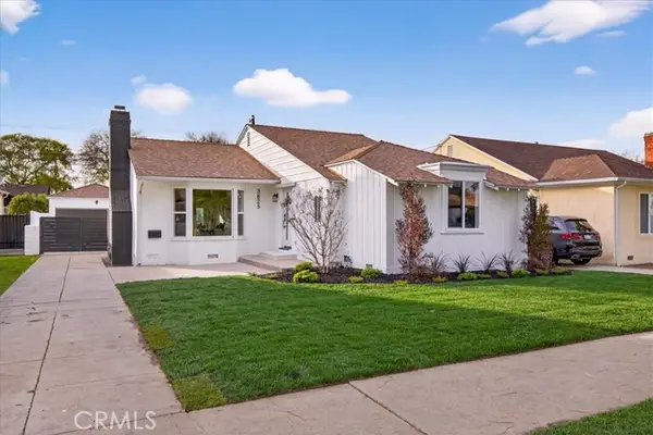 3825 Edgehill Drive, Los Angeles, CA 90008