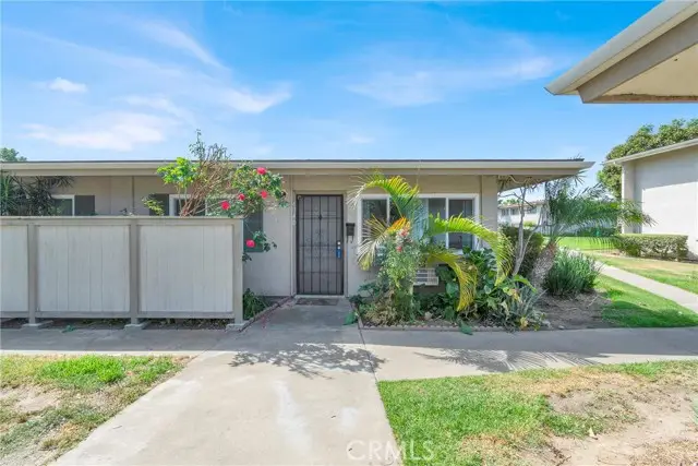 634 W Main, Tustin, CA 92780 - #1