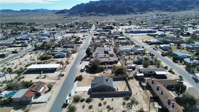 6352 Smoketree Avenue, Twentynine Palms, CA 92277 - #2