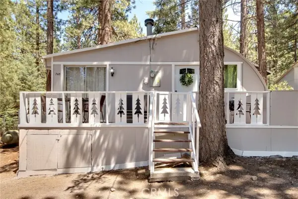 745 Eureka Drive, Big Bear Lake, CA 92315