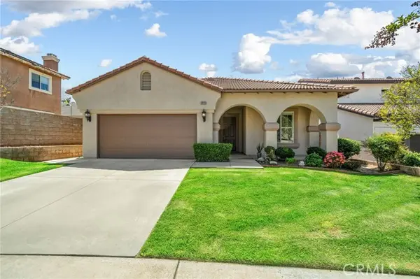 34213 Lake Breeze Drive, Yucaipa, CA 92399