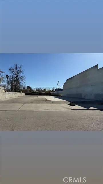 2040 E Tyler Avenue, Fresno, CA 93701