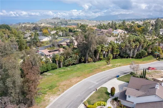 1389 Ocotillo Drive, Riverside, CA 92506 - #2