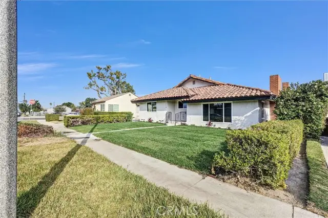 1716 N Grandee Avenue, Compton, CA 90222 - #3