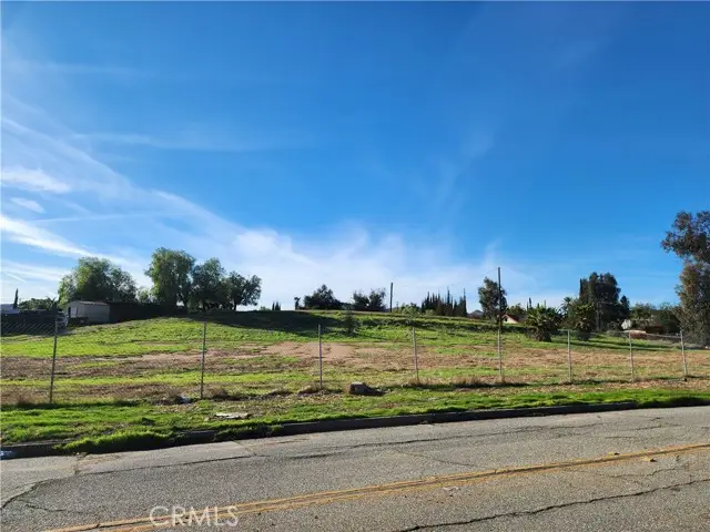 4998 Bushnell Avenue, Riverside, CA 92505 - Image #1