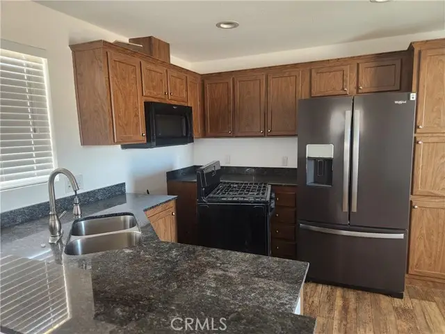 60784 Stagemans Road, Landers, CA 92285 - Image #2