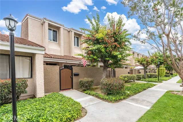 46 Lincoln Court, Buena Park, CA 90620 - Image #2