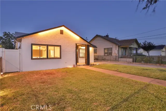 1024 Lawton, Redlands, CA 92374 - #3