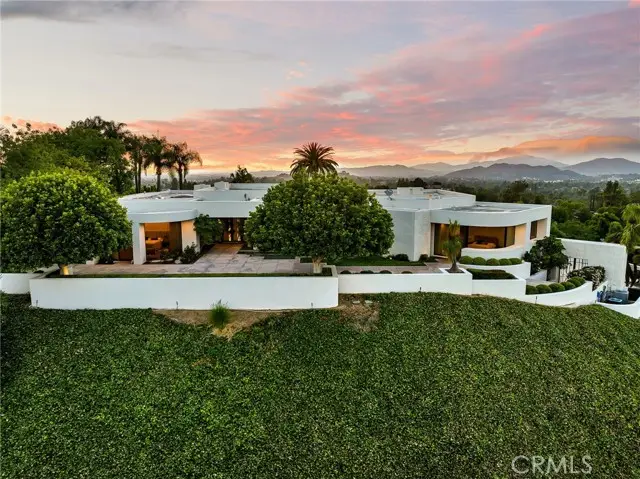 2130 Old Quarry Road, Riverside, CA 92506 - Image #2