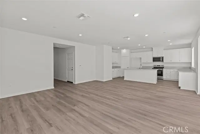 4746 Sicily Drive, Lake Elsinore, CA 92530 - Image #2