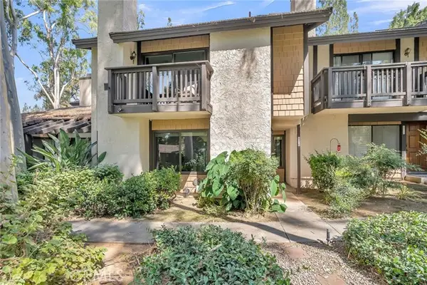 876 Via Mesa Verde, Riverside, CA 92507