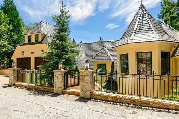 28087 North Shore Road, Lake Arrowhead, CA 92352