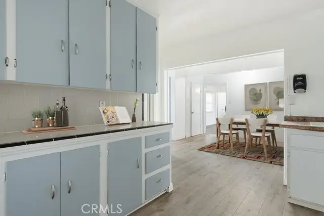 902 S Hope Avenue, Ontario, CA 91761 - Image #3