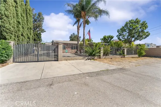 14582 El Molino Street, Fontana, CA 92335 - Image #2