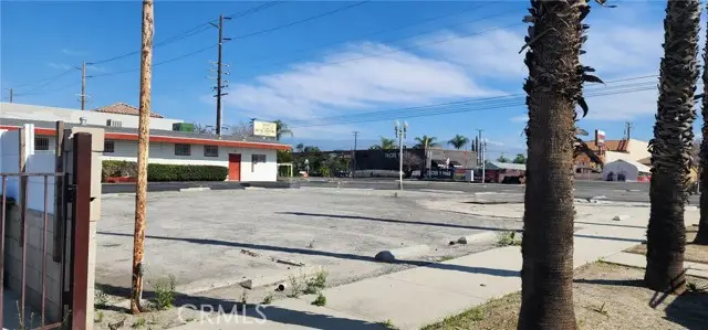 1305 N Mount Vernon Avenue, Colton, CA 92324 - #1