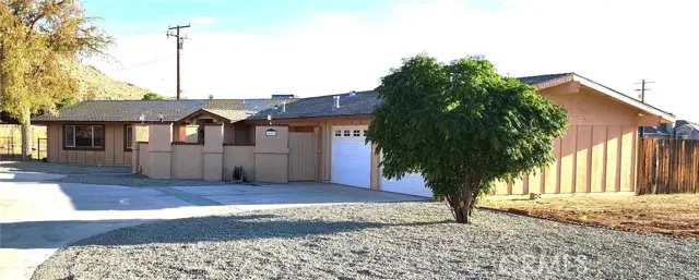 16257 Saint Timothy, Apple Valley, CA 92307 - Image #2