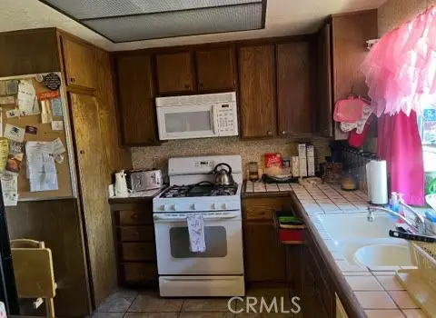 1857 N Sycamore, Rialto, CA 92376 - Image #3