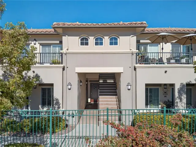 453 Country Club Drive #103, Simi Valley, CA 93065 - Image #1