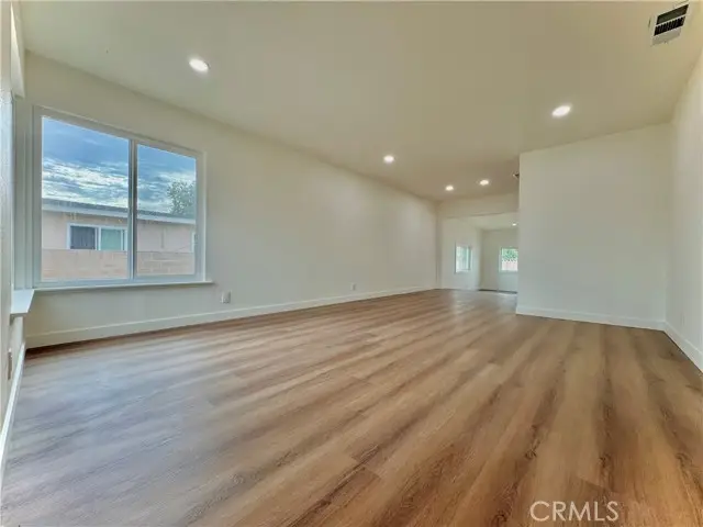 10160 Columbine Avenue, Montclair, CA 91763 - Image #3