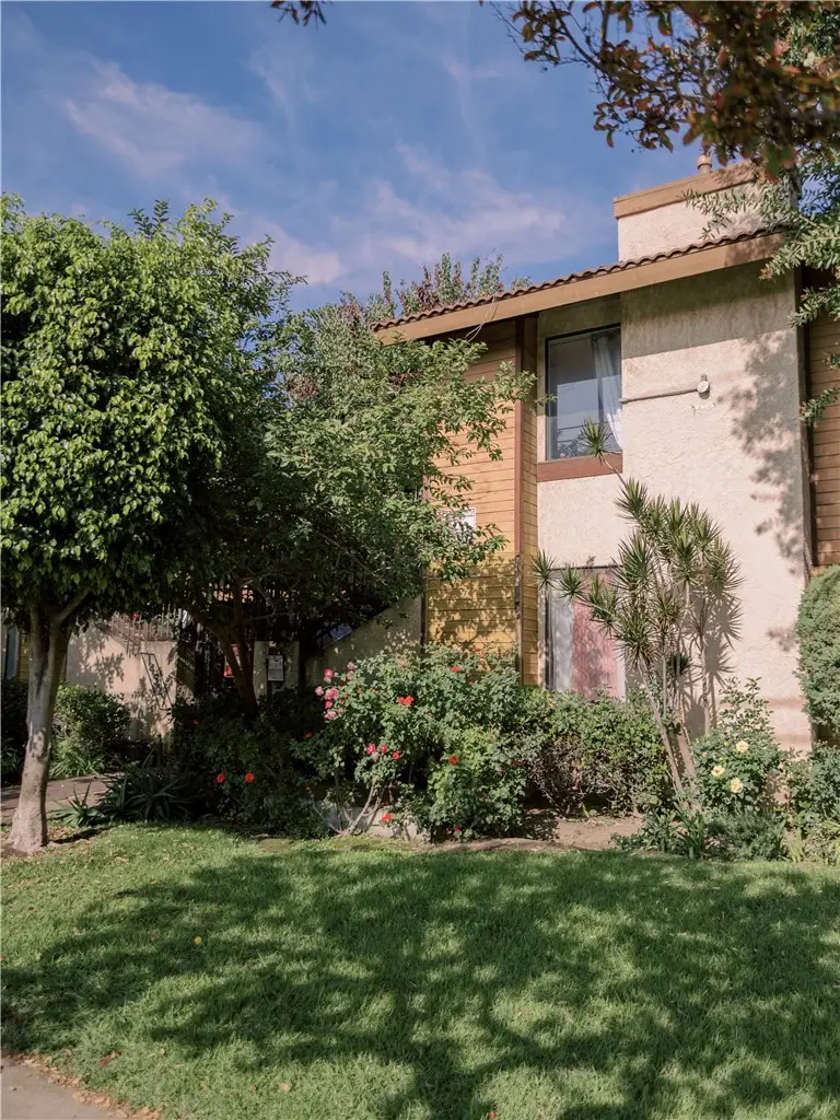 14527 Plummer #202, San Fernando Valley, CA 91402 - Image #3