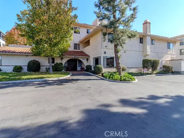 18900 Delaware, Huntington Beach, CA 92648