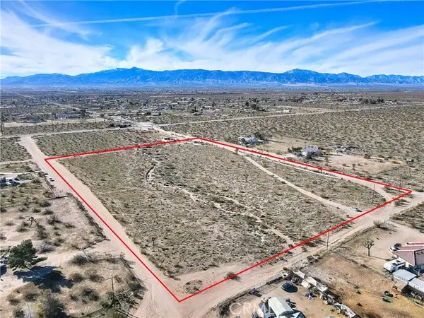 0 Johnson, Phelan, CA 92371