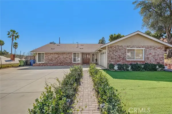 13719 Gavina Avenue, Sylmar (los Angeles), CA 91342