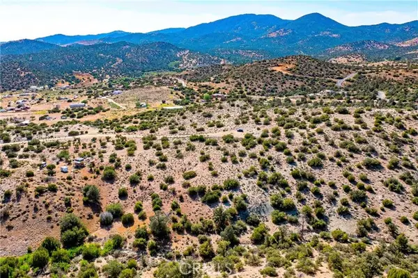 26000 Arabian Place, Tehachapi, CA 93561