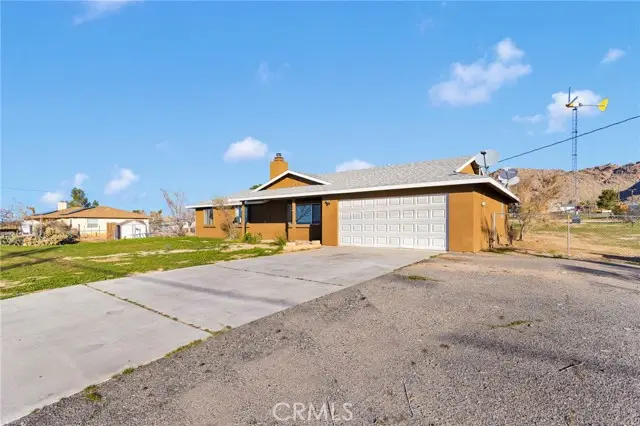 24726 Cahuilla, Apple Valley, CA 92307 - Image #3