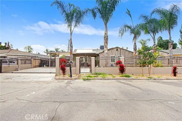 8426 Greenpoint, Riverside, CA 92503