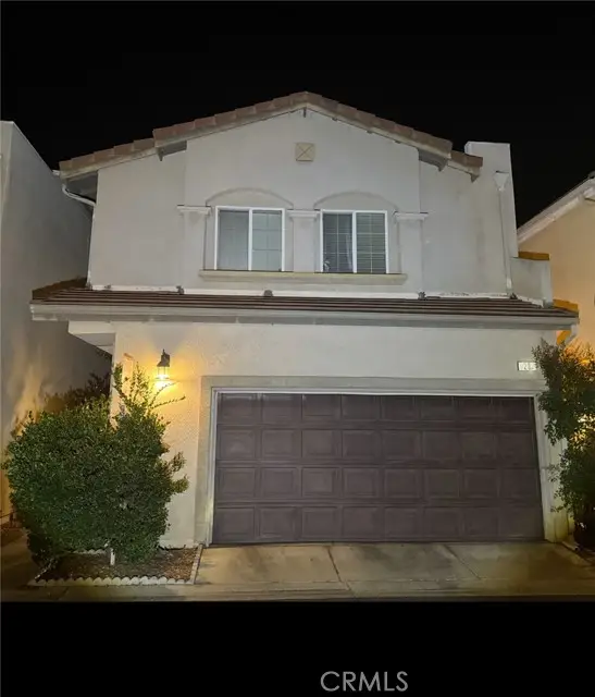 9001 Owensmouth #28, Canoga Park, CA 91304 - Image #1