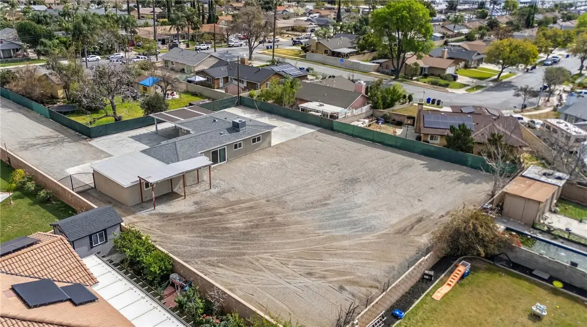 9784 Poplar Avenue, Fontana, CA 92335 - #1