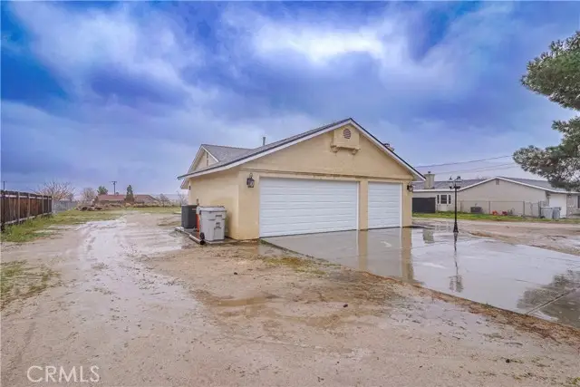 19228 Live Oak, Hesperia, CA 92345 - #3