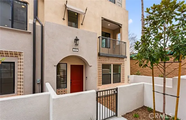 104 Kimberwick Court, Burbank, CA 91506 - #2