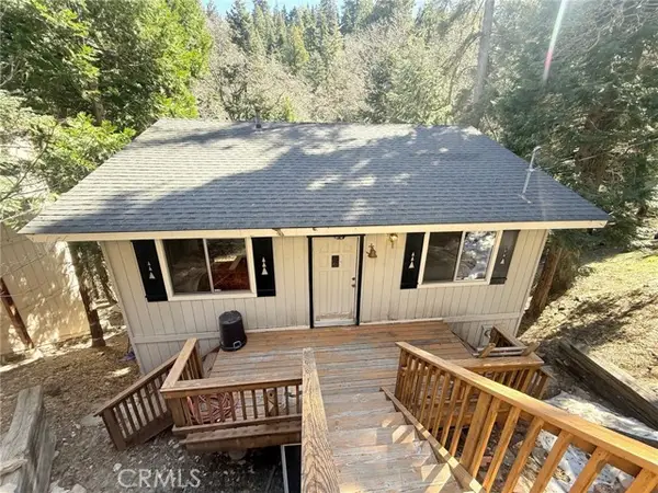 551 Community Drive, Lake Arrowhead, CA 92352