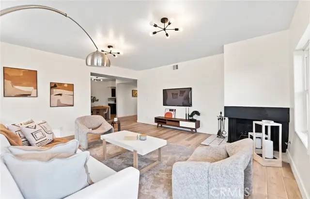 1133 N Clark Street, West Hollywood, CA 90069 - #3