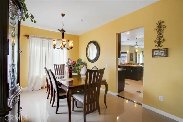 14573 Calgary, Fontana, CA 92336 - #3