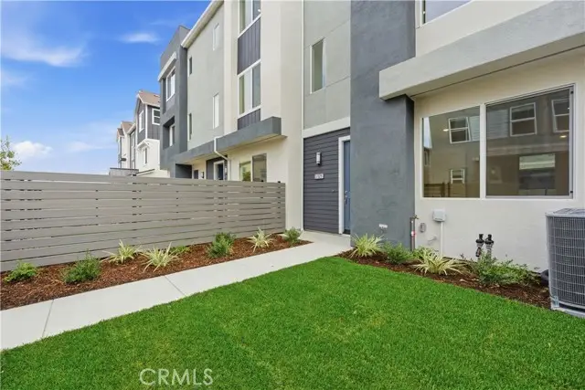 27341 Bear Creek Lane, Santa Clarita, CA 91381 - #2