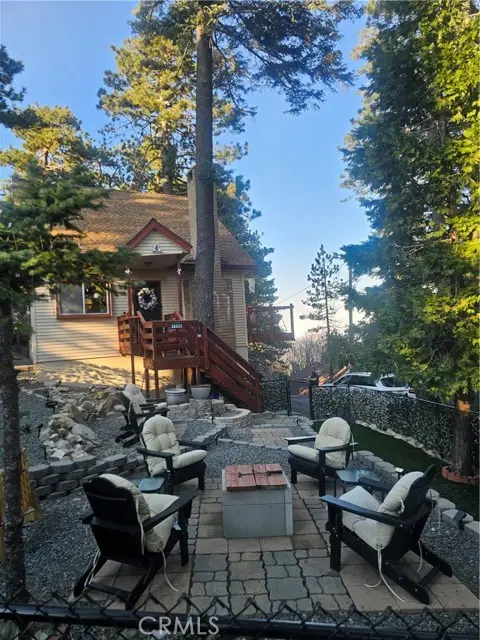 1130 Park Place, Lake Arrowhead, CA 92378