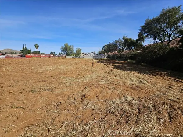 24208 Dracaea, Moreno Valley, CA 92553