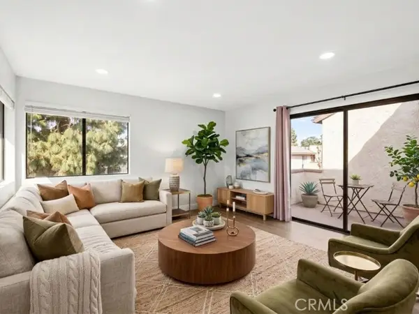 1329 Massachusetts #202, Riverside, CA 92507