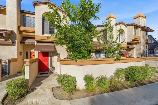 10 Deerpath, Pomona, CA 91766