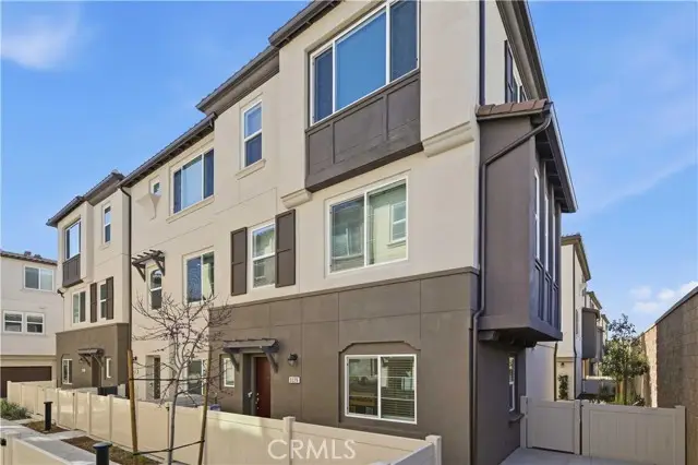 9329 Via Azul, Pico Rivera, CA 90660 - #1