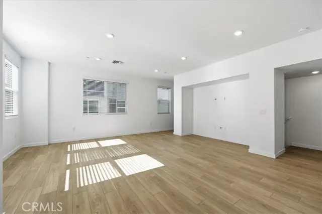 9327 Via Azul, Pico Rivera, CA 90660 - #3