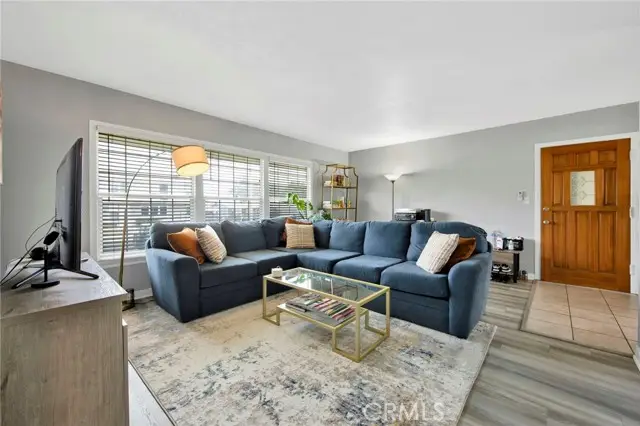 3310 W 77th Street, Los Angeles, CA 90043 - #1