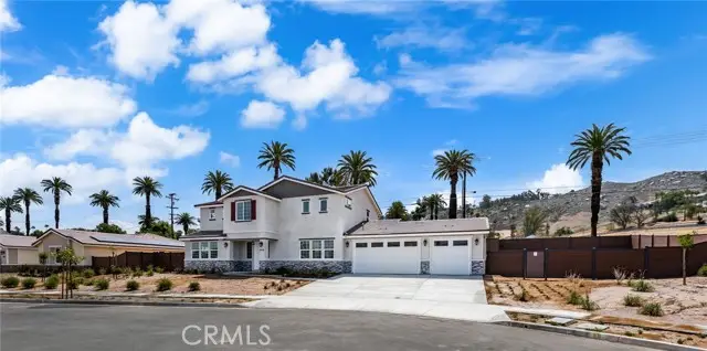 5978 Copperfield Avenue, Riverside, CA 92506 - #2